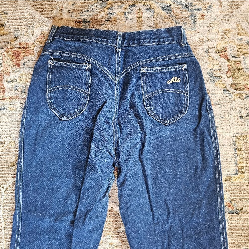 Vintage chic jeans sz says 16 but fits like a 10, 28" inseam, relaxed fit
